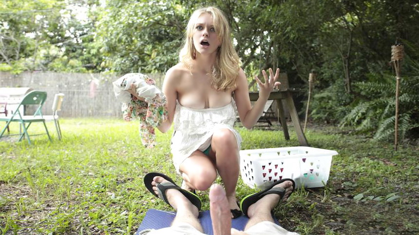 Los mejores videos de Dominicana Singando donde  Rubia follada duro por su mirón