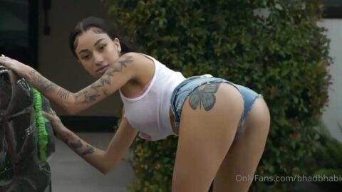 Watch Danielle Bregoli Bhad Bhabie Booty Car Wash Onlyfans Video on Gotanynudes.com
