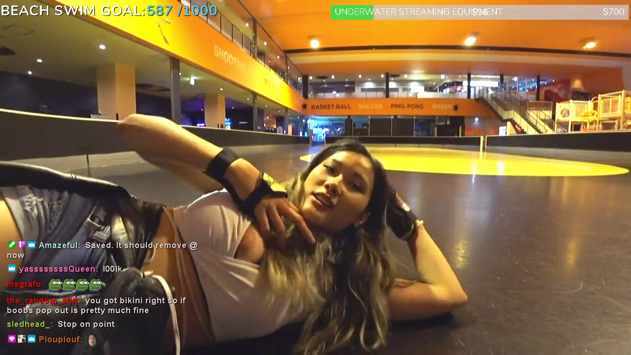 IMJASMINE Boob Slit Startth Top